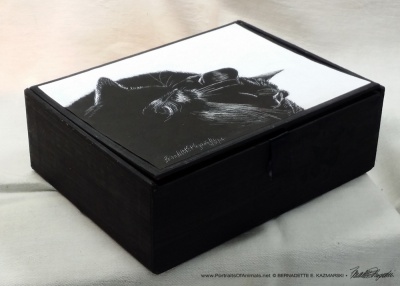 "Black and Light" cigar box keepsake, sides.