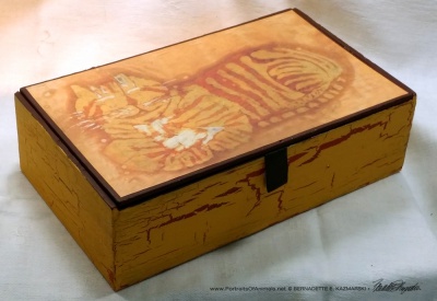 Cheshire Kitty Batik Keepsake.