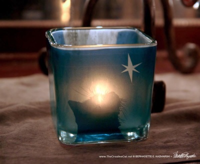 Star of Wonder feline votive.