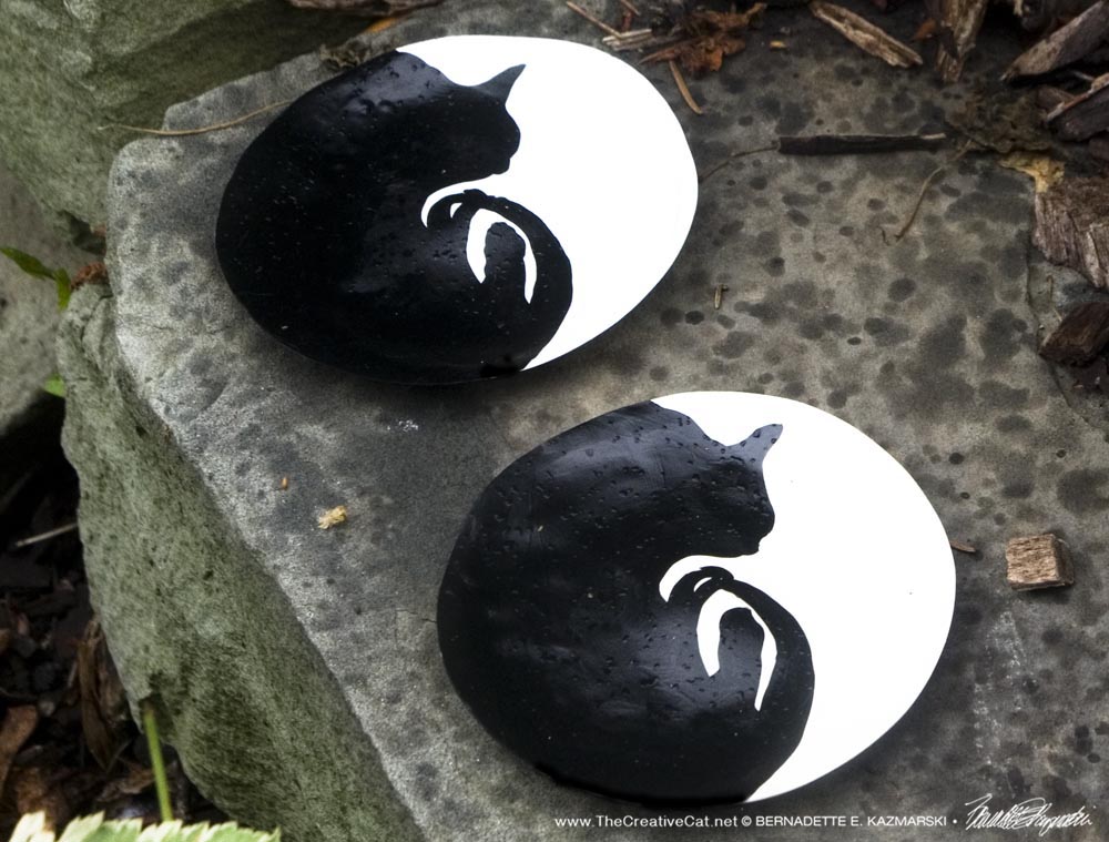 Handmade, Handpainted Curving Silhouette Trinket Dish