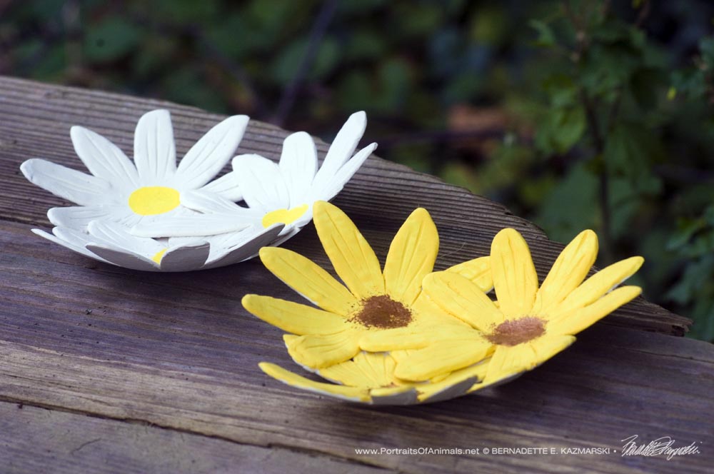 Decorative Dishes Inspired By Wildflowers