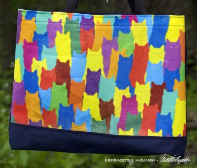 Inscrutable Cats tote bag detail