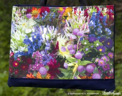 Market Flowers tote bag detail