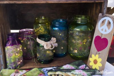 handmade gifts vendor display